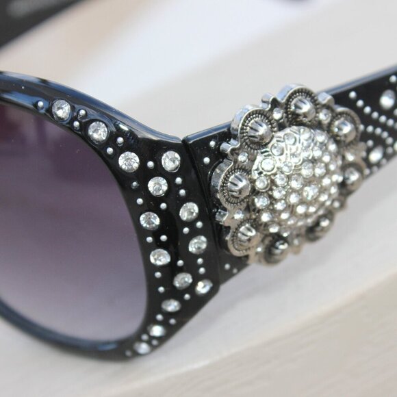 Montana West Sunglasses in Black w/Silver Swirl Flower Concho Accents main image 7